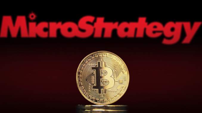 How correlated is MicroStrategy stock to the Bitcoin price?